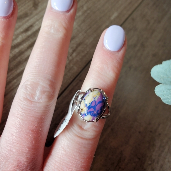 NWT Women's Silver Tone Purple and Cream Ring Size 5 - Picture 12 of 15